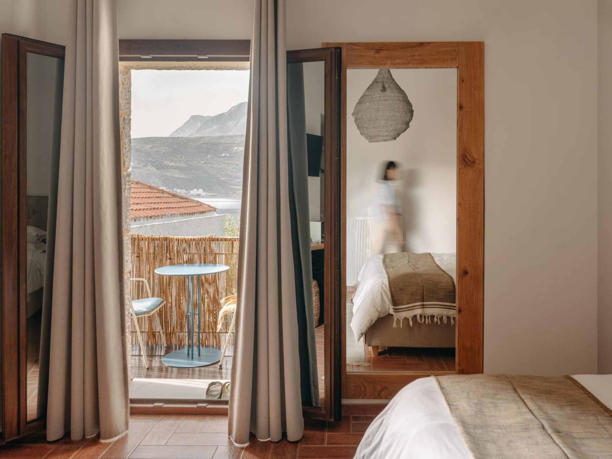 Kourmas Suites Liménion Exteriér fotografie