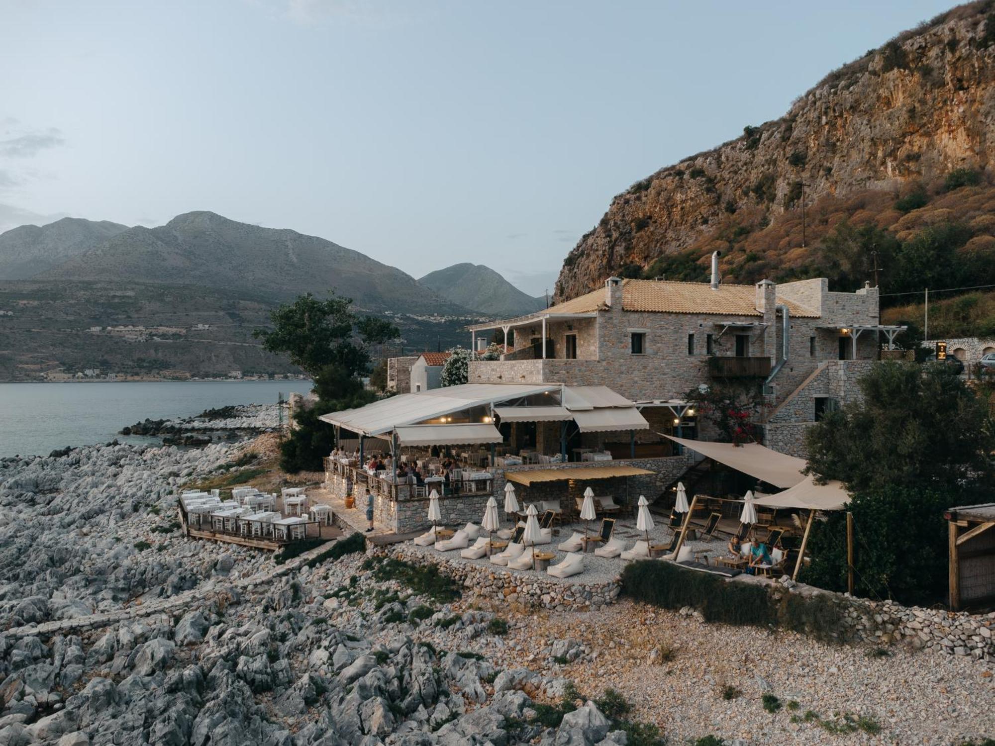 Kourmas Suites Liménion Exteriér fotografie
